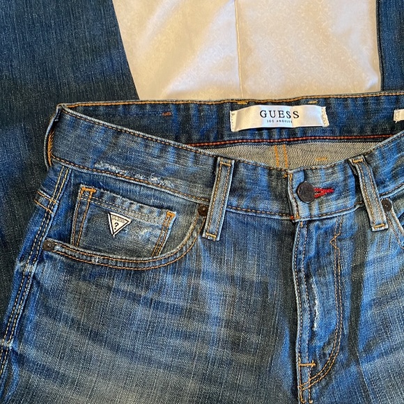 Guess Jeans - Picture 3 of 5